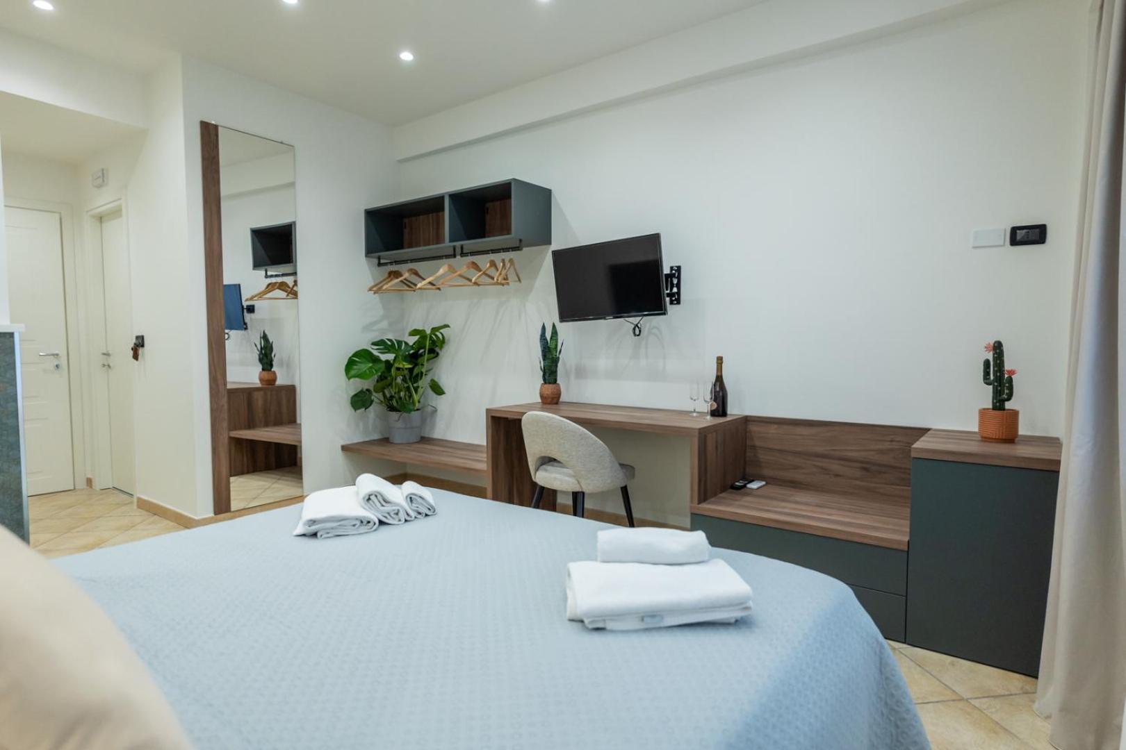 San Giusto Rooms Джардини-Наксос Экстерьер фото